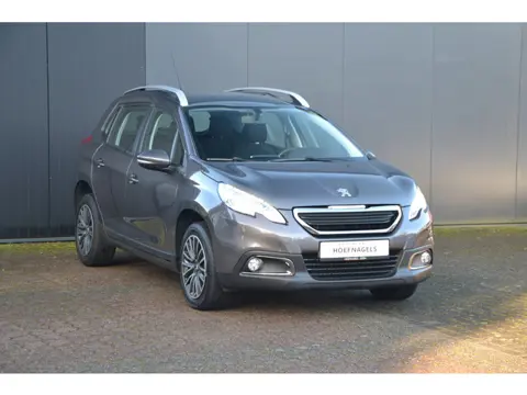 Peugeot 2008 1.2 110 pk Active * Automaat - 6 * Navi * 47000 km !