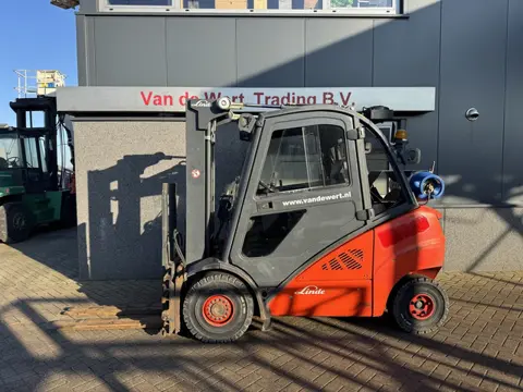 Linde H30T-01 Triplo 490 Freelift / Sideshift / Vorkversteller LPG 2011