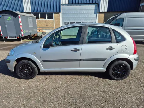 Citroen C3 1.4i Différence, airco/ 4 drs/apk 24-2-2027