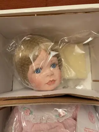 The Hamilton Collection - 0193 B - Pop Hannie/Honey by