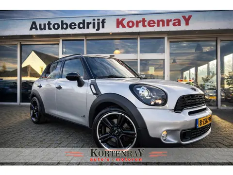 Mini Countryman 1.6 Cooper S ALL4 Chili /Navi/cruise control/vol leder/panorama/deze auto verkeert i