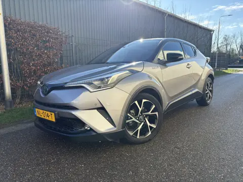 Toyota C-HR 1.8 Hybrid Bi-Tone Plus / AUTOMAAT / LEER / NAVI / 122dkm! NAP! / 1E EIGENAAR