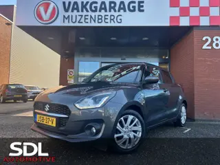 Suzuki Swift 1.2 Select Smart Hybrid // FULL LED // APPLE CARPLAY / ANDROID AUTO // CAMERA // ADAPTI