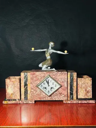 Schoorsteenklok, Art deco pendule