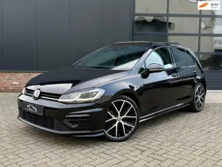 Volkswagen Golf 1.5 TSI R-Line 150pk Pano/Virtual/Keyless/19inch