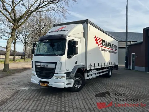 DAF LF 250 FA 4x2 Euro 6 bakwagen met laadklep. BS1257