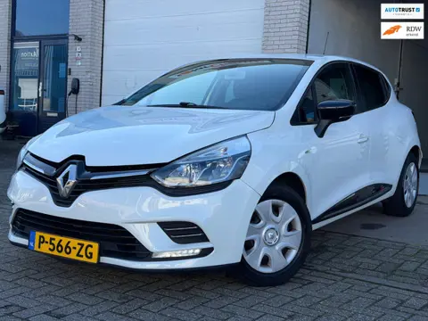 Renault Clio 1.2 16V/ luxe uitvoeringen/ 5drs/ 1e EIG/ dealeronderhouden/ 1jaar apk/ volle opties ze