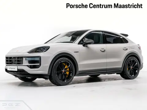 Porsche Cayenne Turbo E-Hybrid Coupé with GT Package