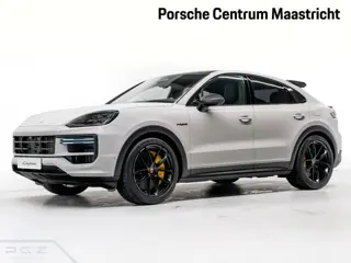 Porsche Cayenne Turbo E-Hybrid Coupé with GT Package