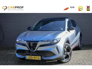 Alfa Romeo Junior 1.2 Turbo 145PK Hybrid Ibrida Speciale PANO / SABELT / ADAPT. CRUISE