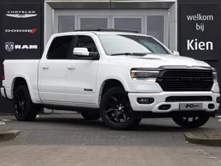 Dodge Ram 1500 5.7 V8 4x4 Crew Cab Laramie Night  | Luchtvering | Elektrische side steps |