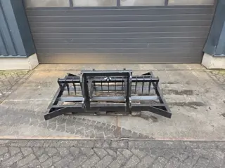 vlakraam met hark giant