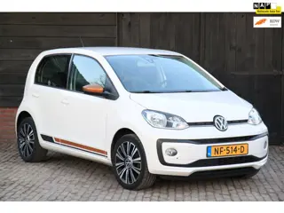Volkswagen Up! 1.0 BMT high up! Parkeersensor/Cruise/Stoelverwarming/16"inch lmv