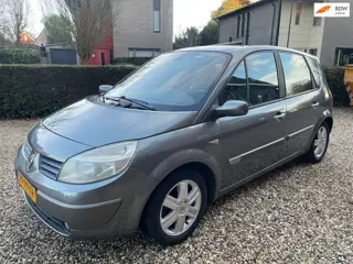 Renault Scénic 2.0-16V Privilège Luxe pano