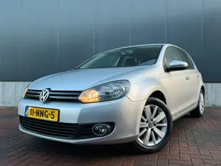 Volkswagen Golf 1.2 TSI Tour II * Navi * Cruise * Airco * 5-Deurs * Nette Auto * Carplay *