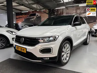 Volkswagen T-ROC 1.5 TSI Sport / Camera / Panorama Dak