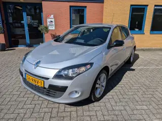 RENAULT MEGANE 1.6 PARISIENNE E85, Cruise, Airco, Navi, Trekhaak