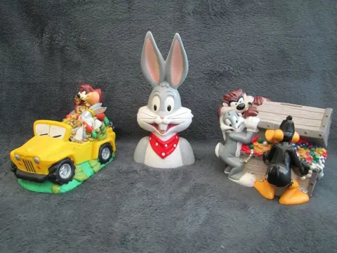Warner Brothers - Looney Tunes - Spaarpotten Bugs Bunny