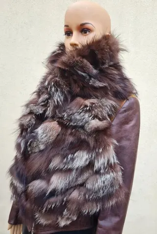 Artisan Furrier - Vos Sjaal - Gemaakt in: Italië