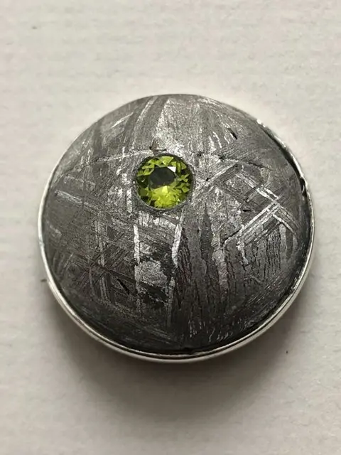IJzer meteoriet - 30×17×0 mm - 13 g