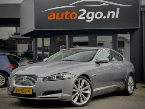 Jaguar XF 3.0D AUTOM VOL LEDER NAVI LED 20 INCH-LMV PDC ETC