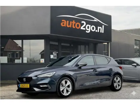 SEAT Leon 1.0 TSI FR LAUNCH EDITION 95D.KM!! LEDER NAVI DIGI-DASH APPLE-CARPLAY LED LMV PDC