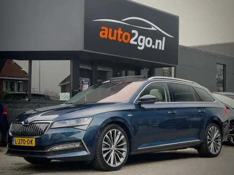 Škoda Superb Combi 1.4 TSI iV AUT6 LAURIN & KLEMENT SPORTLINE PANODAK LEDER NAVI CAMERA DIGI-DASH AP