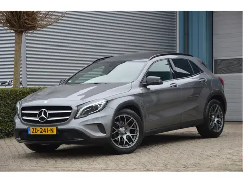 Mercedes-Benz GLA 200 URBAN | XENON | HARMAN/KARDON | PANORAMADAK | NIGHTPACK | CAMERA | ENZ