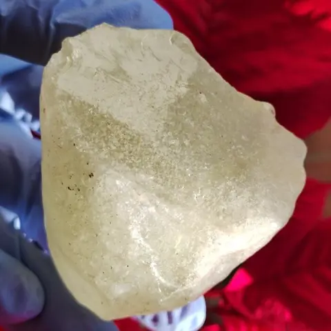 Libisch woestijnglas Meteoriet inslag - 148.3 g
