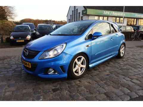 Opel Corsa 1.6-16V T OPC vol leer 191 dkm apk 16-5-2026
