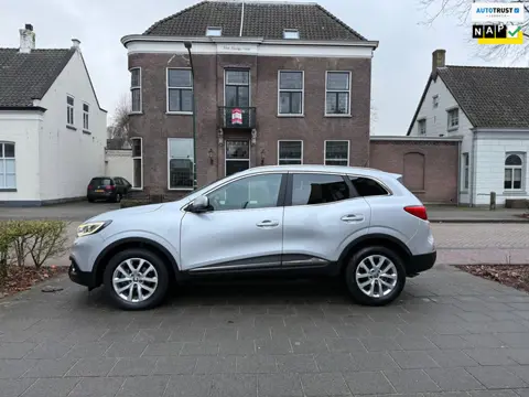 Renault Kadjar 1.2 TCe Intens EERSTE EIGENAAR DEALER ONDERHOUDEN MEI LAATSTE BEURT GEHAD