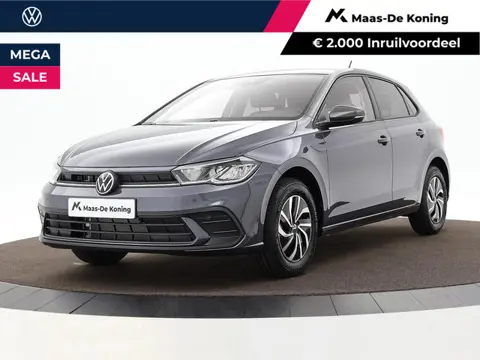 Volkswagen Polo Life Edition 1.0 TSI 95 pk 5 versn. Hand · Achteruitrijcamera · regensensor · Voorra