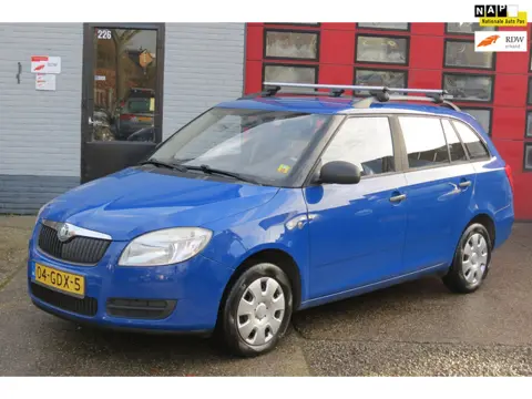 Skoda Fabia Combi 1.2-12V Classic BJ 2008