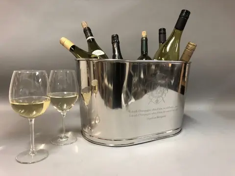 Champagnekoeler voor 8 flessen - met gegraveerde tekst van