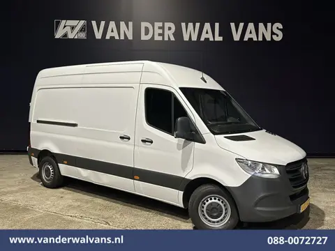 Mercedes-Benz Sprinter 211CDI L2H2 Euro6 Airco | Camera | Trekhaak Bijrijdersbank