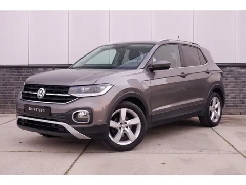 Volkswagen T-Cross 1.0 TSI Style | Trekhaak | Carplay | LED | Camera