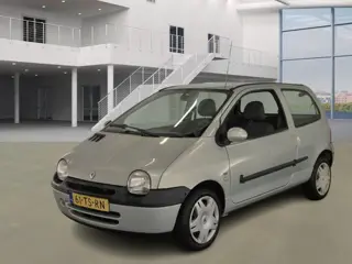 Renault Twingo 1.2-16V Paris Airco ( NW. APK KEURING BIJ VERKOOP )