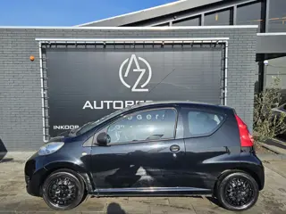 Peugeot 107 1.0-12V XR (bj 2009)