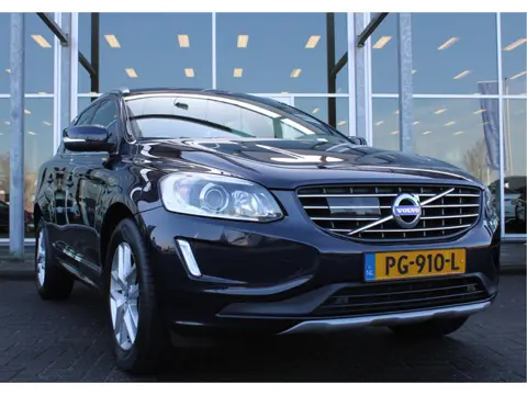 Volvo XC60 T5 245PK Automaat FWD Polar+ | Adapt. Cruise | Afn. Trekhaak | Schuif/kanteldak | BLIS | 