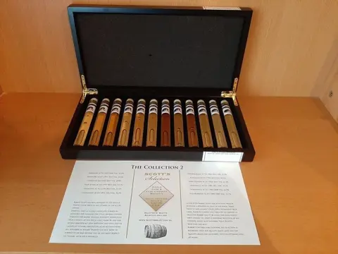 Scott's Selection Single Cask & Cask Strength Vintages from 1964 to 1995 - Scott's Selection - 25ml - 12 flessen