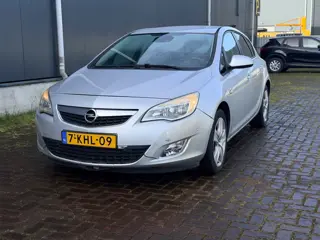 Opel Astra 1.4 Turbo Color Edition