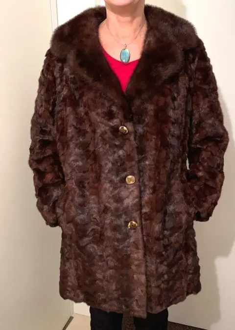 Artisan Furrier - Astrakan, Nerts Bontjas - Gemaakt in: