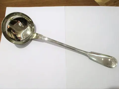 Christofle - pollepel (1) - Verzilverd - Chinon