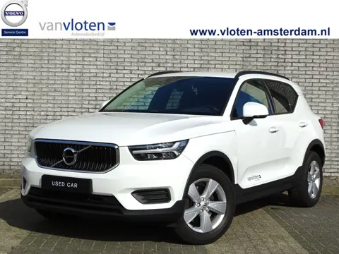 Volvo XC40 T4 Momentum 190PK | Automaat | Navigatie