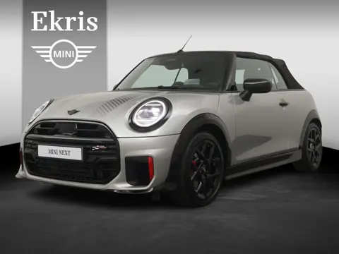 MINI Cabrio JCW Pakket-XL | Harman Kardon | Elektrische stoelen | 360-graden camera | Adaptieve Crui