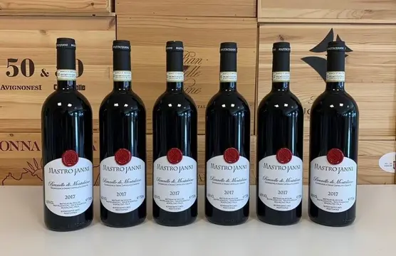2017 Mastrojanni - Brunello di Montalcino - 6 Flessen (0.75