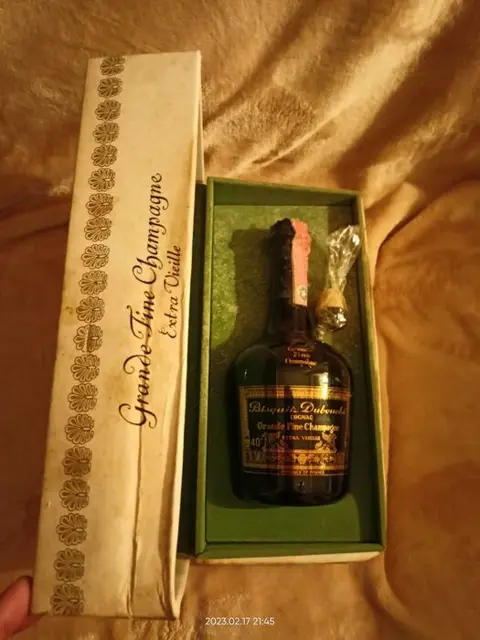 Bisquit - Extra Vieille Grande Fine Champagne - b. Jaren