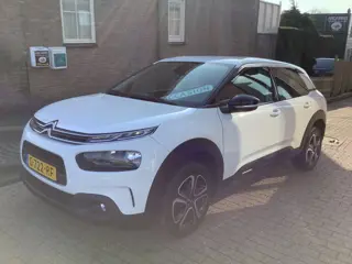 Citroen C4 Cactus 1.2 PureTech Feel schade vrij weinig km
