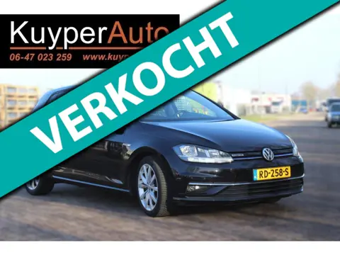 Volkswagen Golf 1.5 TSI Highline bluemotion automaat apple car play multi media camera