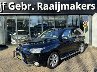 Mitsubishi Outlander 2.2 DI-D Intense+ 4WD *7-persoons*Schuifdak*EXPORT./EX.BPM*